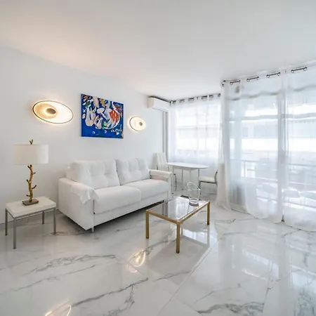 2-3 Bedroom Ideally Located * كان