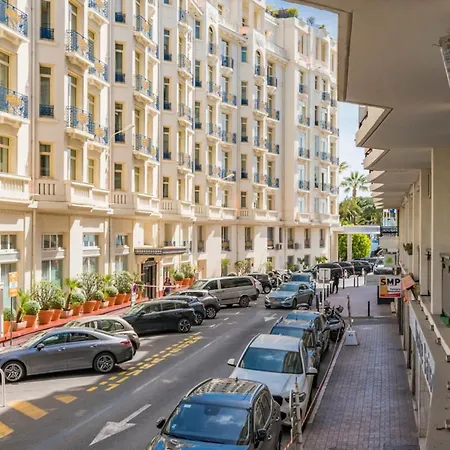 2-3 Bedroom Ideally Located